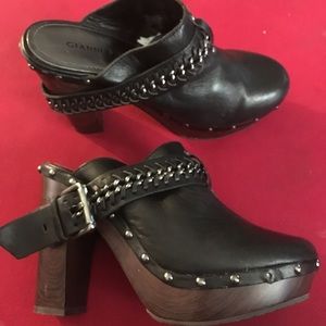 GIANNI BINI LEATHER CLOG w/ 3 1/2 inch heel height